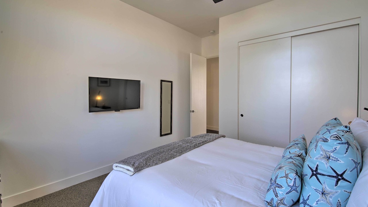 Photo of Bedroom in La Quinta Cove
