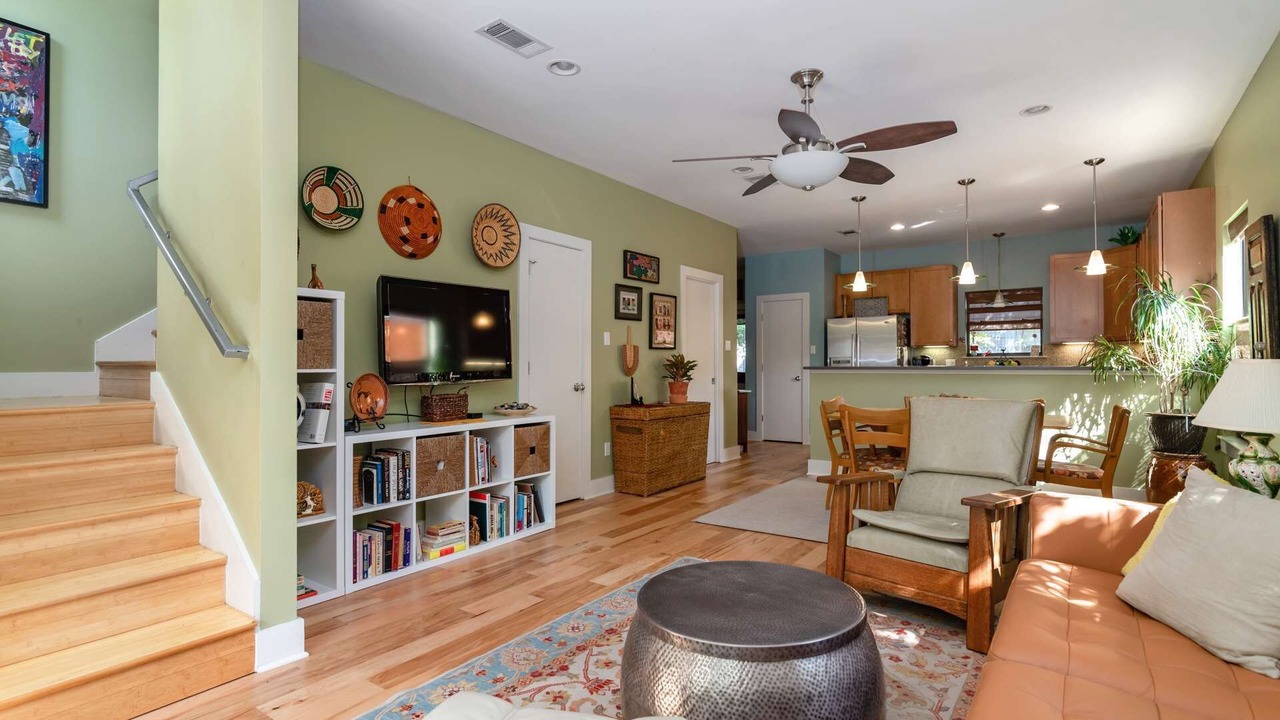 Photo of Bedroom in East Cesar Chavez