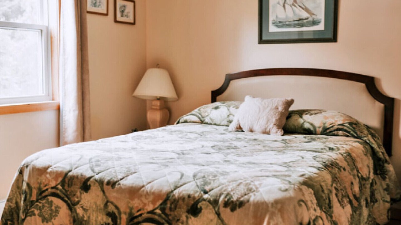 Photo of Bedroom in Hubbards