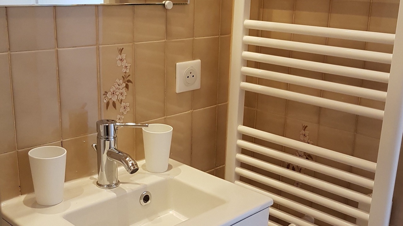 Photo of Bathroom in Maisons-Laffitte