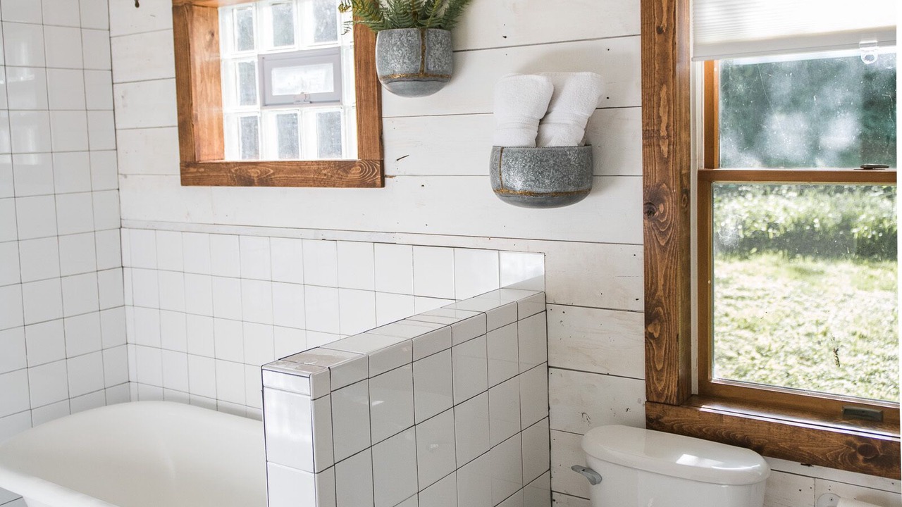 Photo of Bathroom in Putnam County