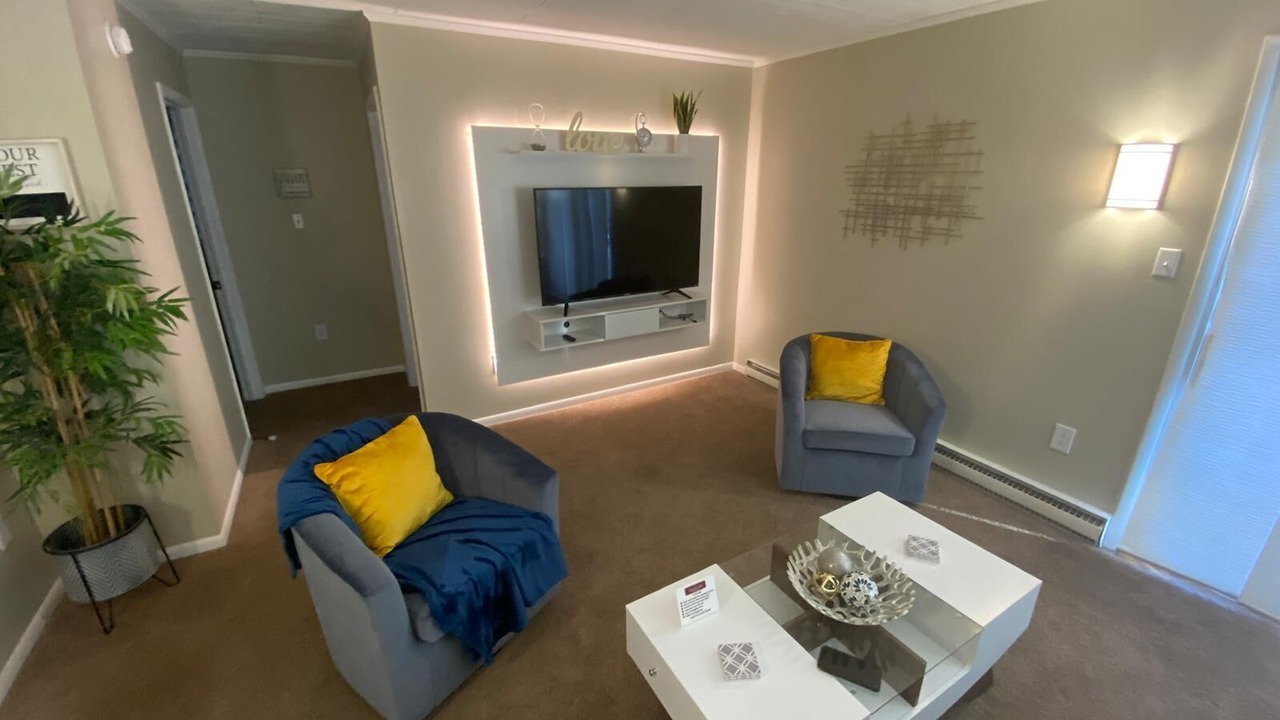 Photo of Livingroom in Rohrerstown