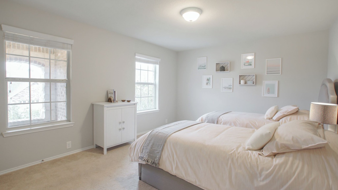 Photo of Bedroom in Indian Springs