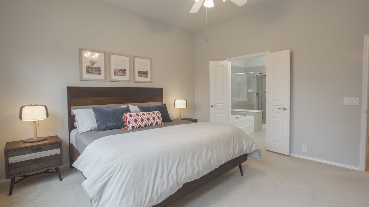 Photo of Bedroom in Indian Springs