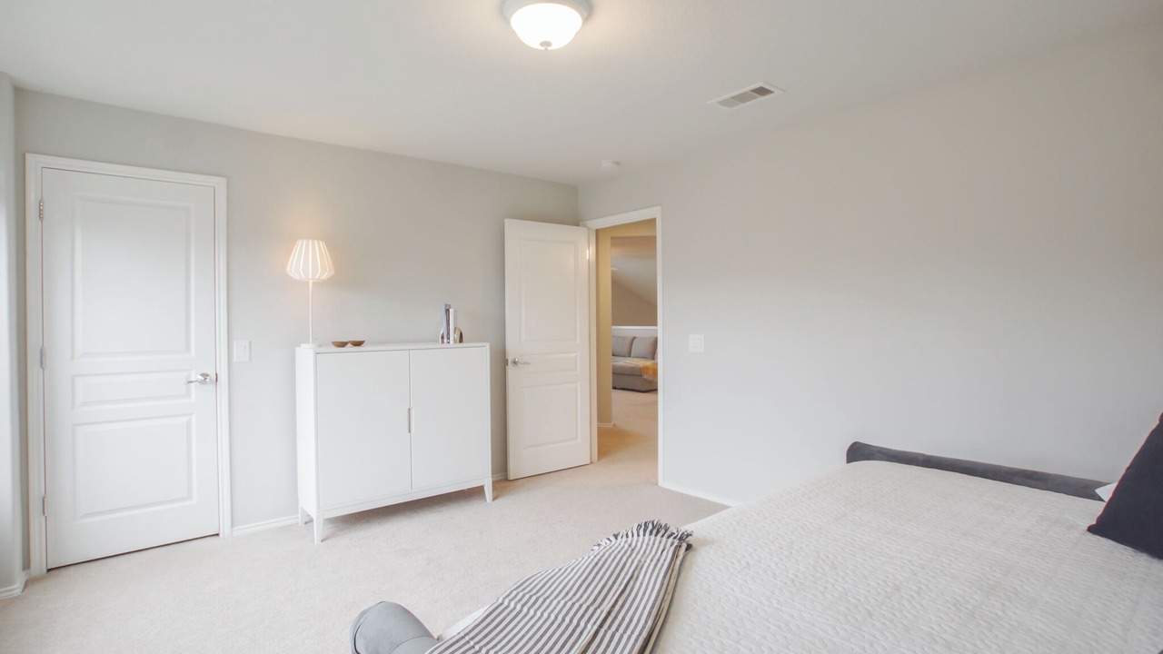 Photo of Bedroom in Indian Springs