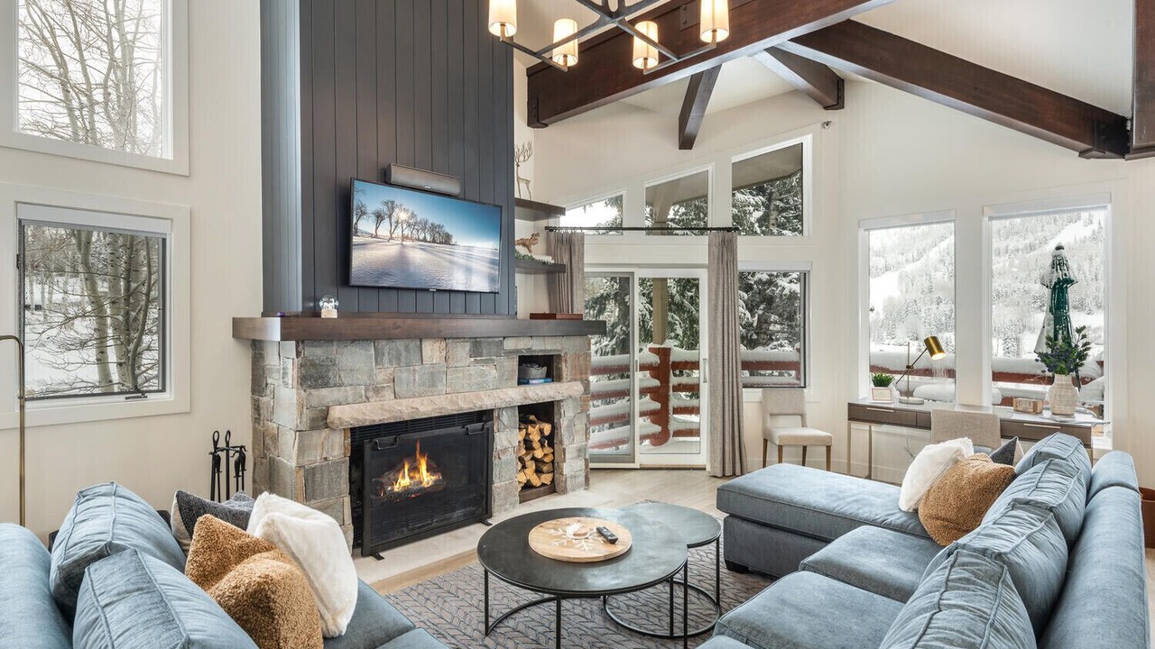 Photo of Livingroom in Deer Valley