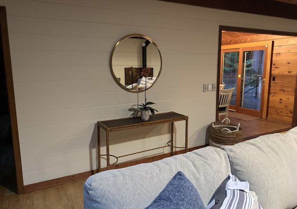 Photo of Livingroom in Nevada City