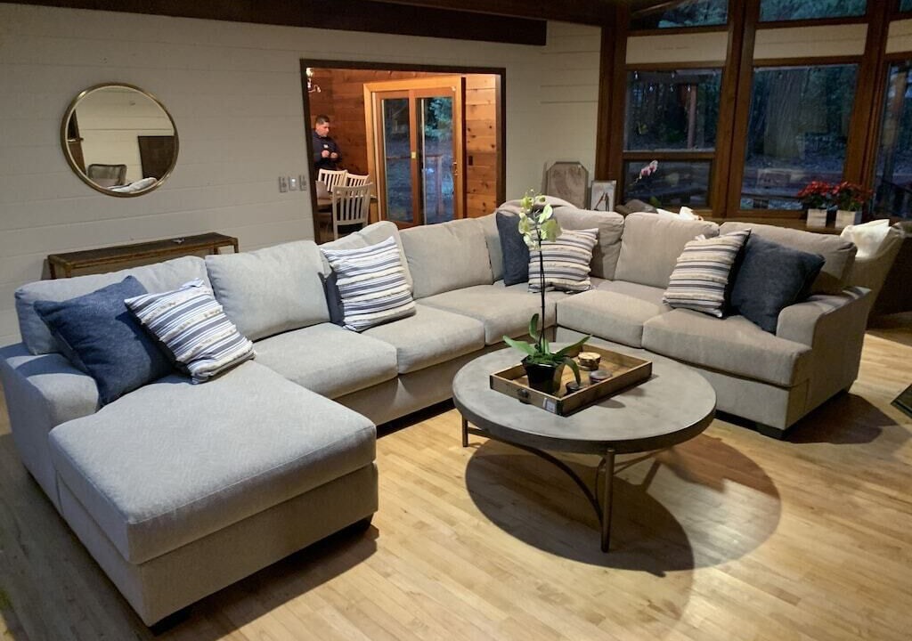 Photo of Livingroom in Nevada City