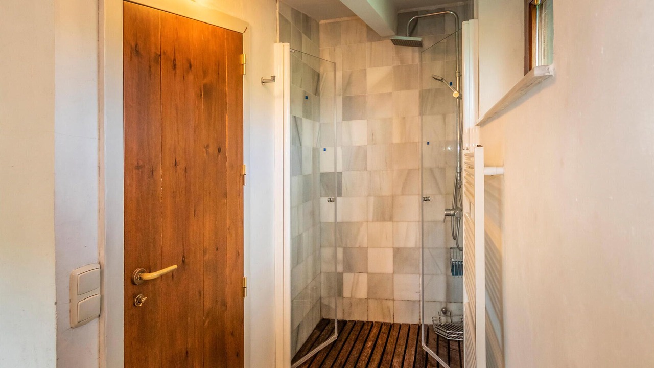 Photo of Bathroom in Galliners