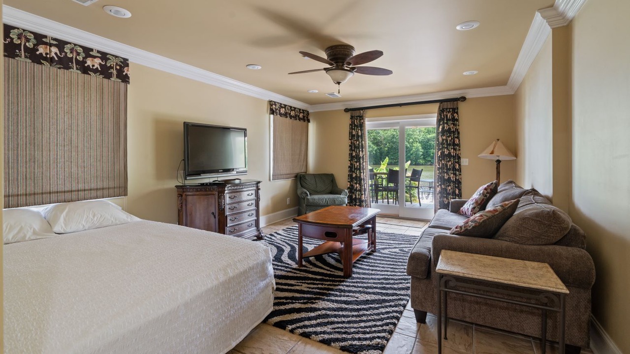 Photo of Bedroom in Gadsden