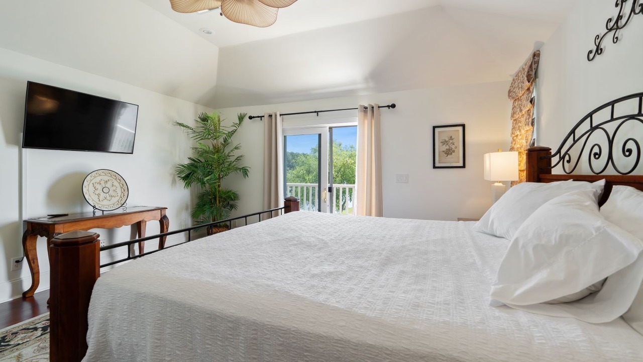 Photo of Bedroom in Gadsden