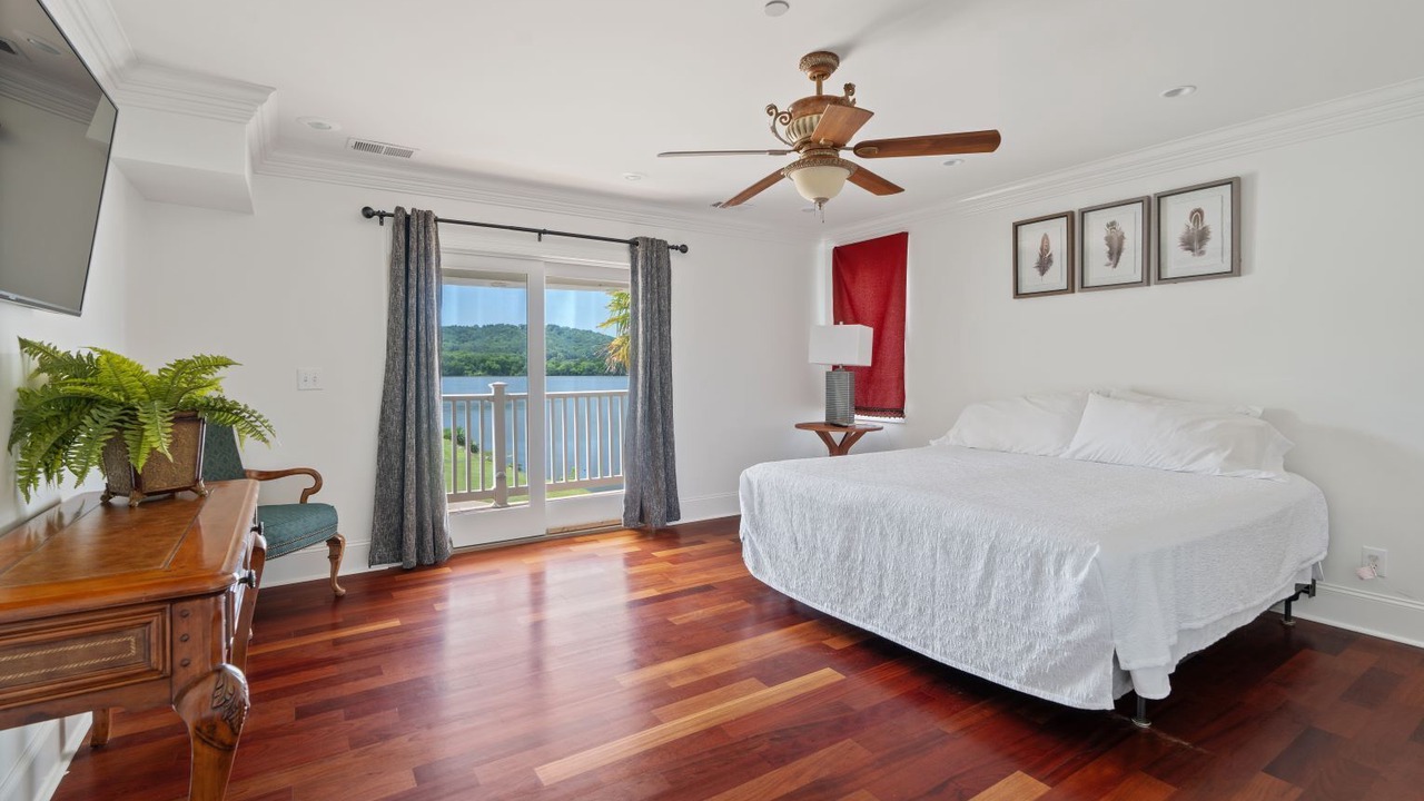 Photo of Bedroom in Gadsden