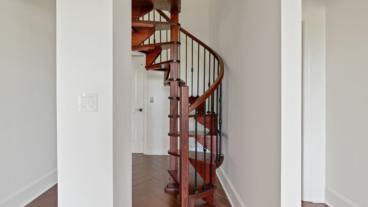 Photo of Others in Gadsden