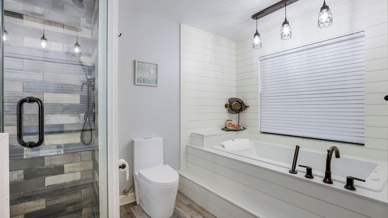 Photo of Bathroom in Palma Sola