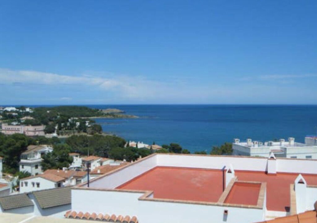 Photo of Others in Llanca
