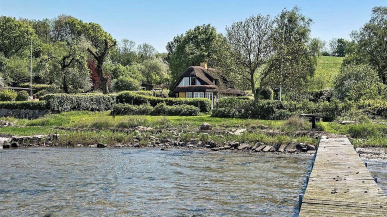 Photo of Others in Bjert