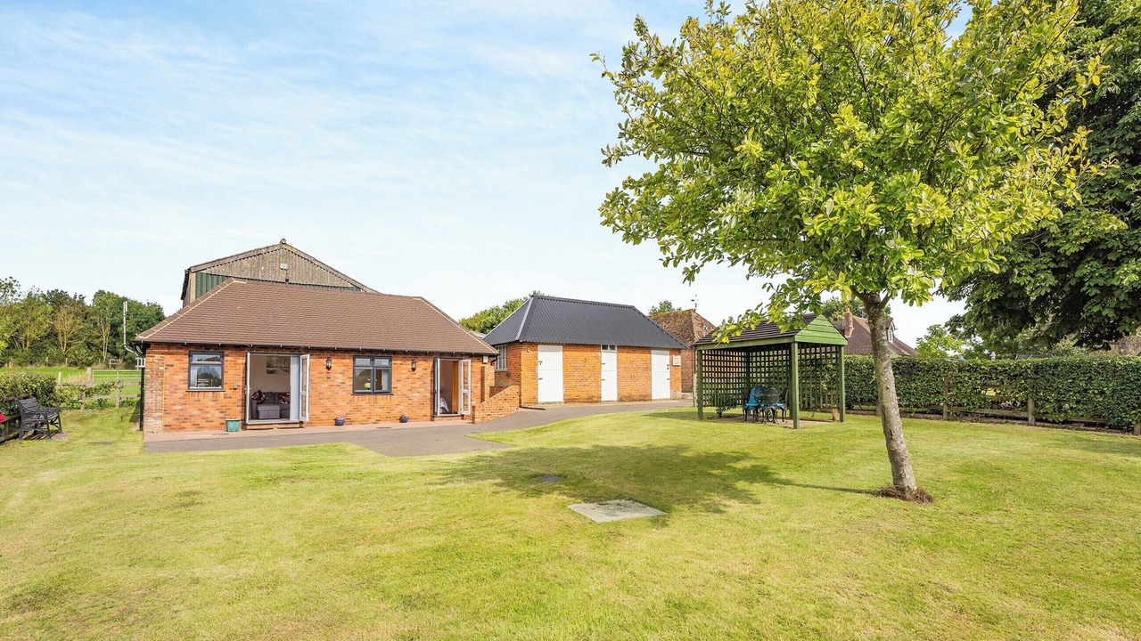 Photo of Others in Mersham