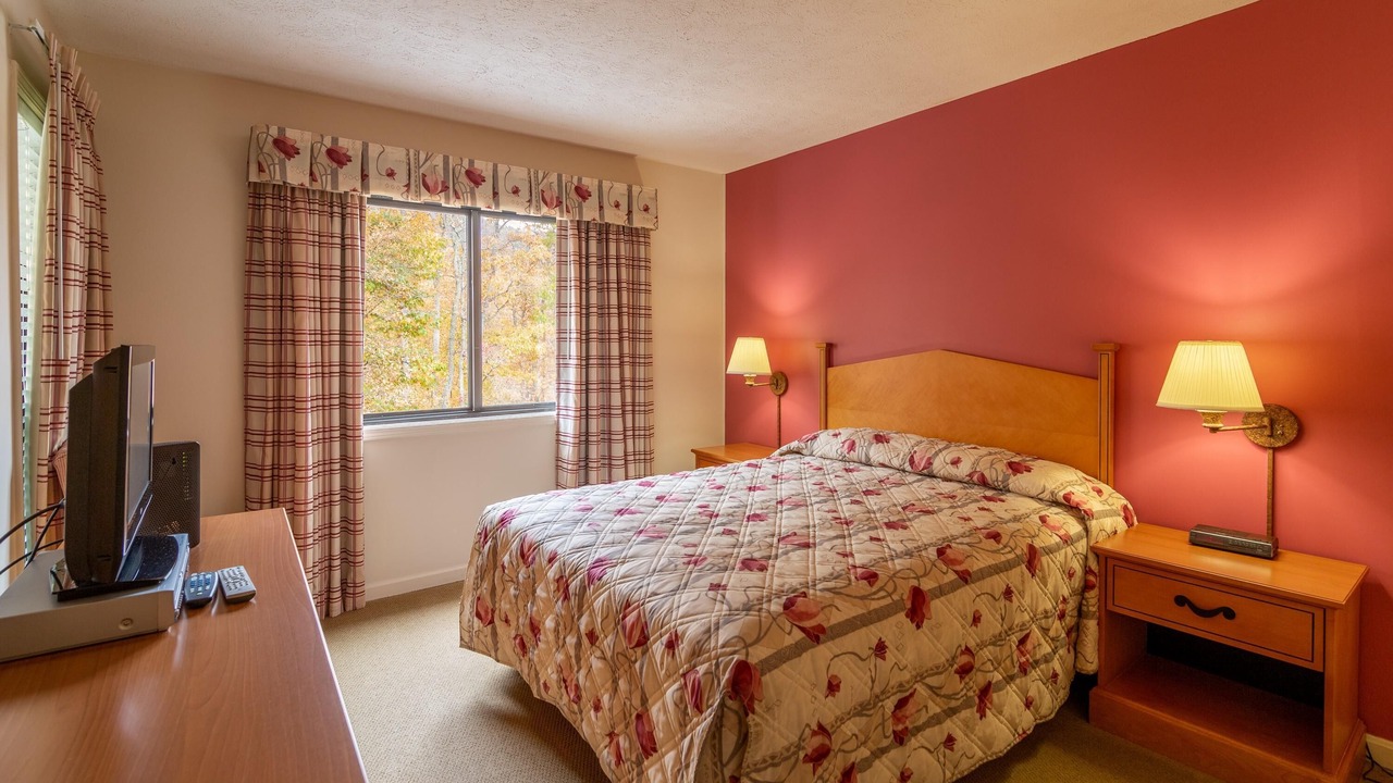 Photo of Bedroom in McGaheysville