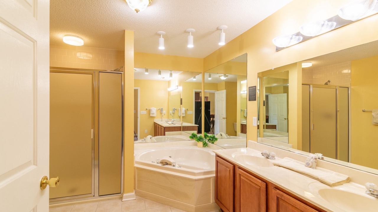 Photo of Bathroom in McGaheysville