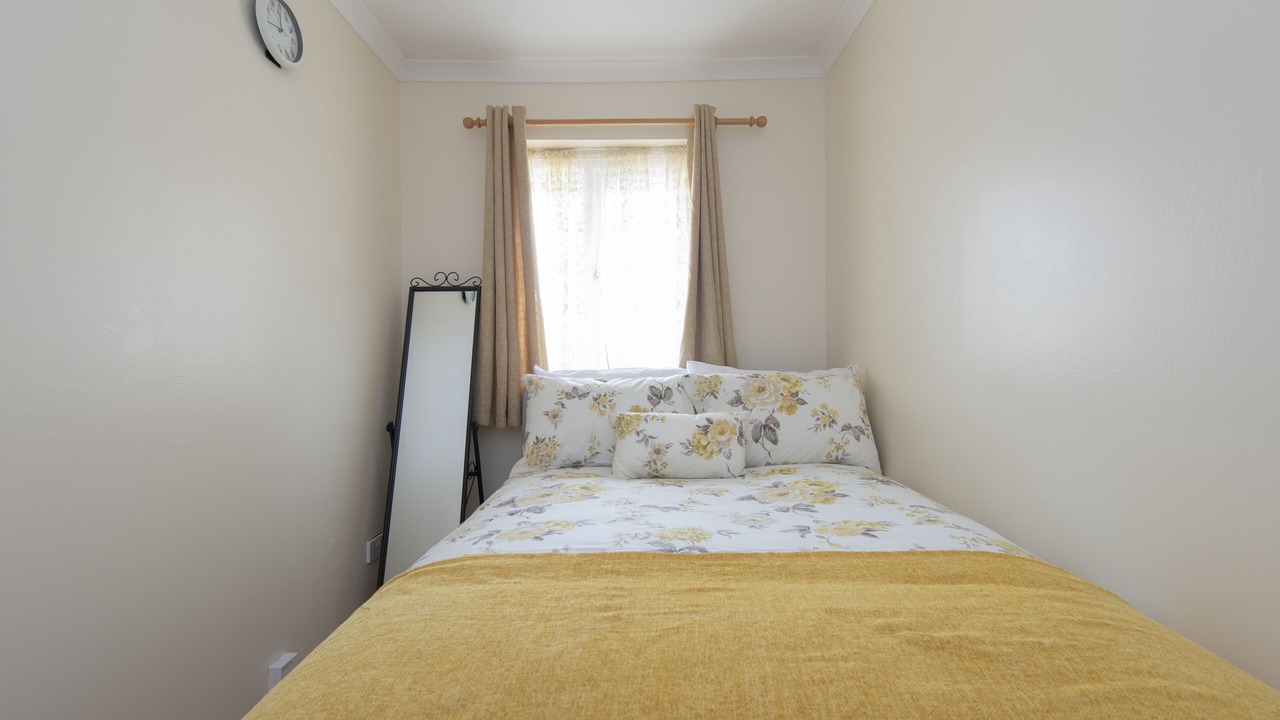 Photo of Bedroom in Thamesmead