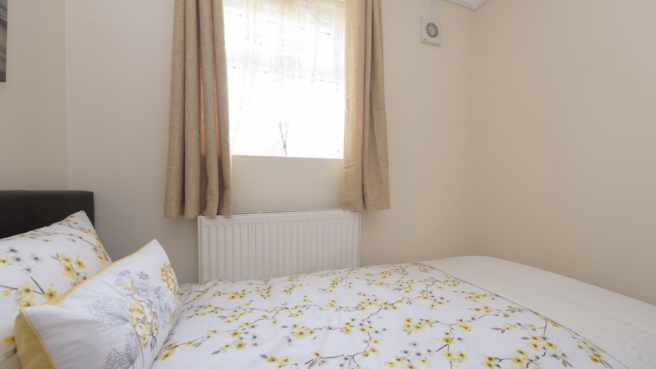 Photo of Bedroom in Thamesmead
