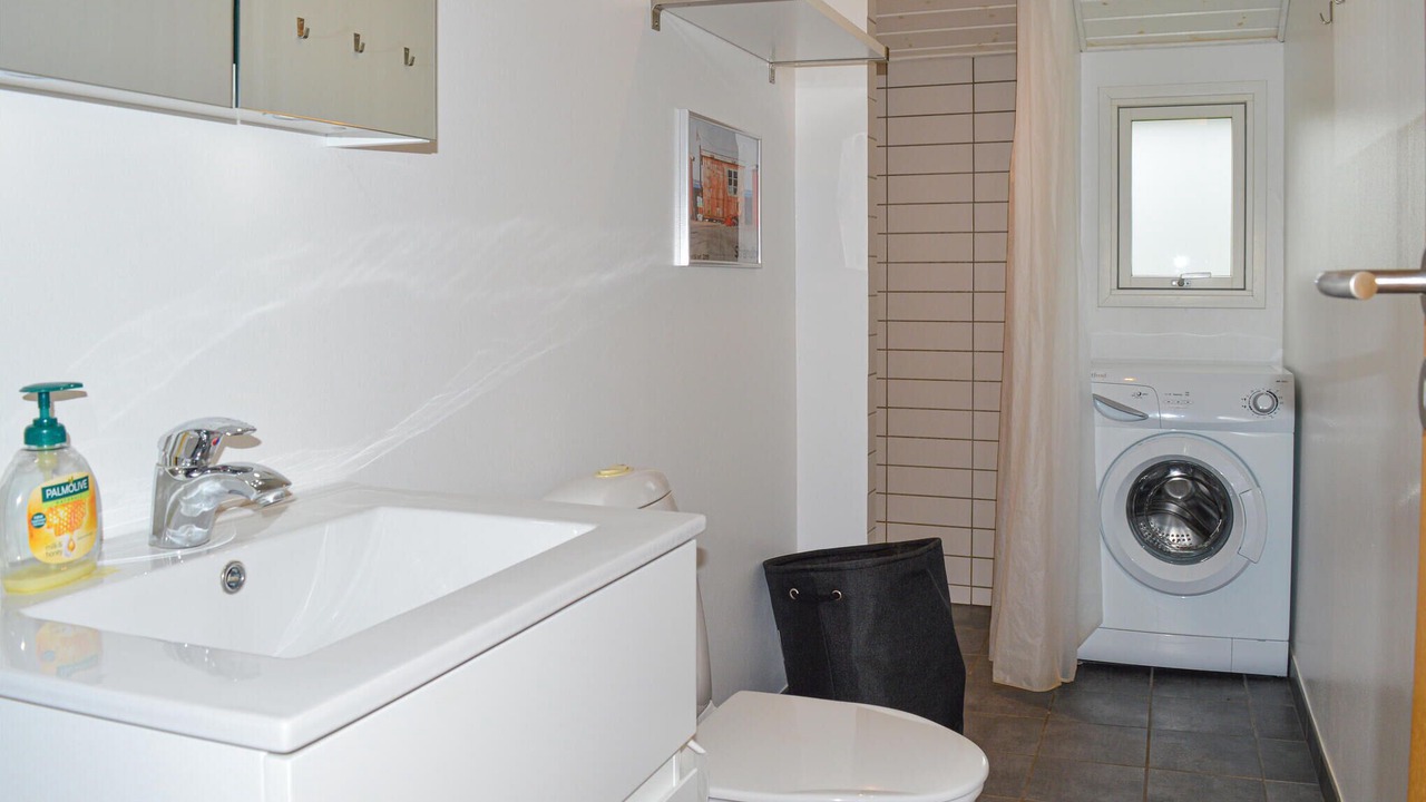 Photo of Bathroom in Strandby