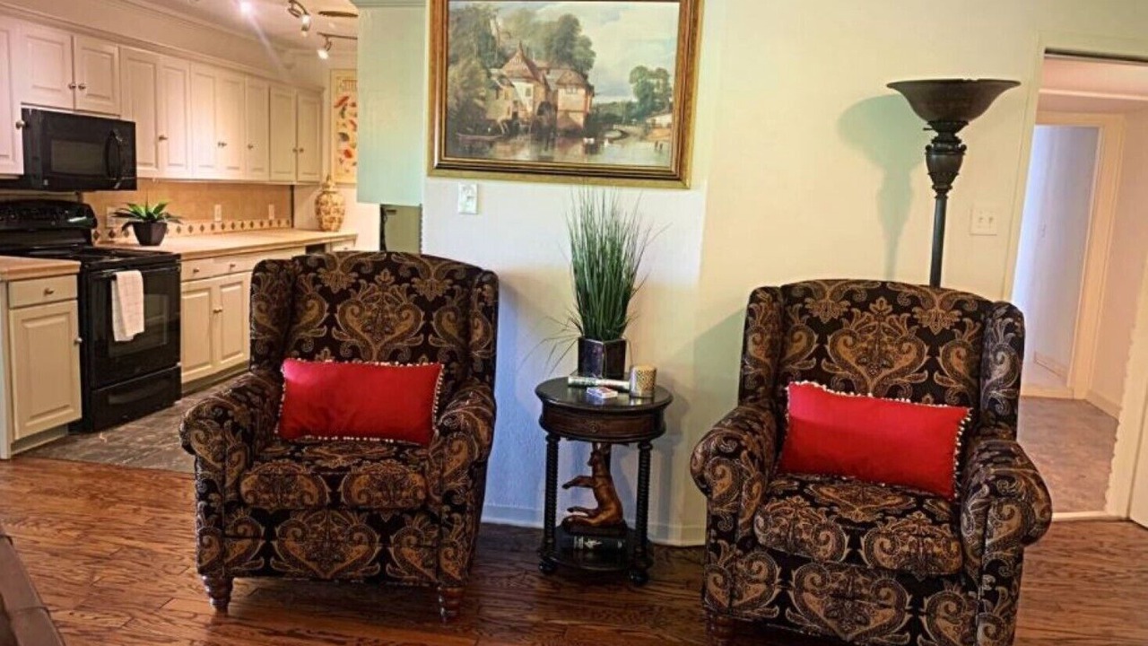 Photo of Livingroom in Lone Oak