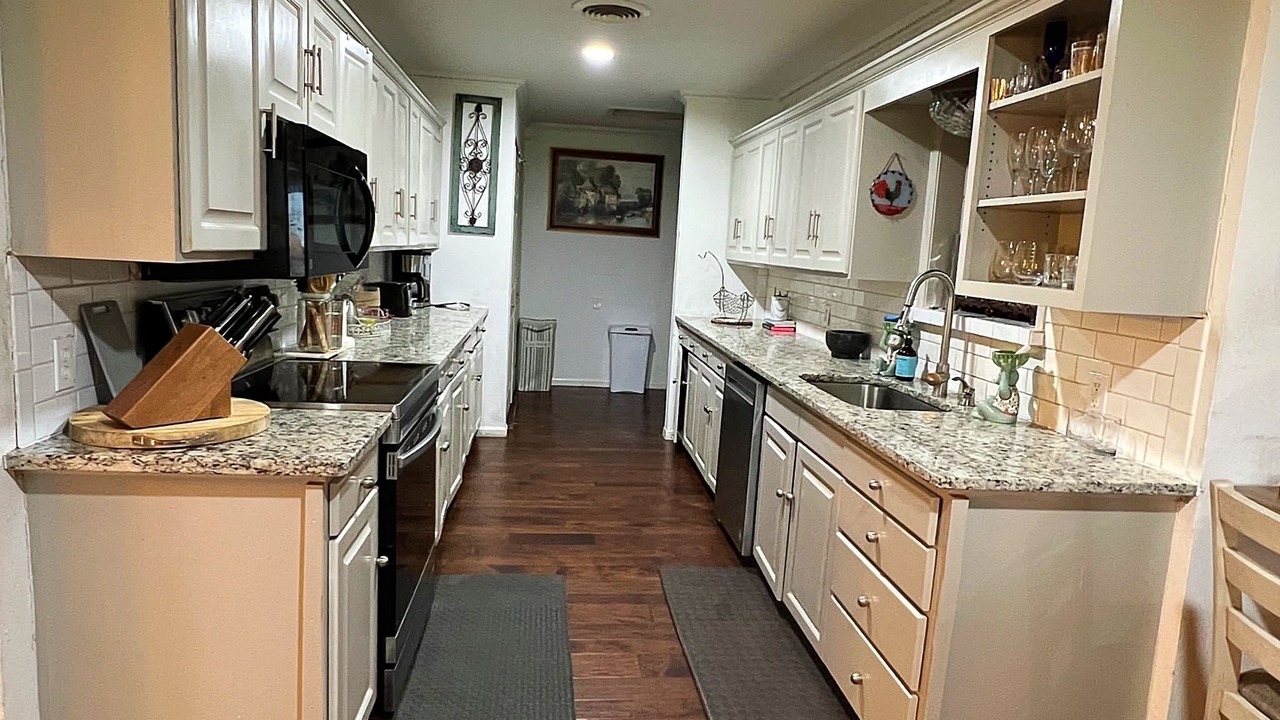 Photo of Kitchen in Lone Oak