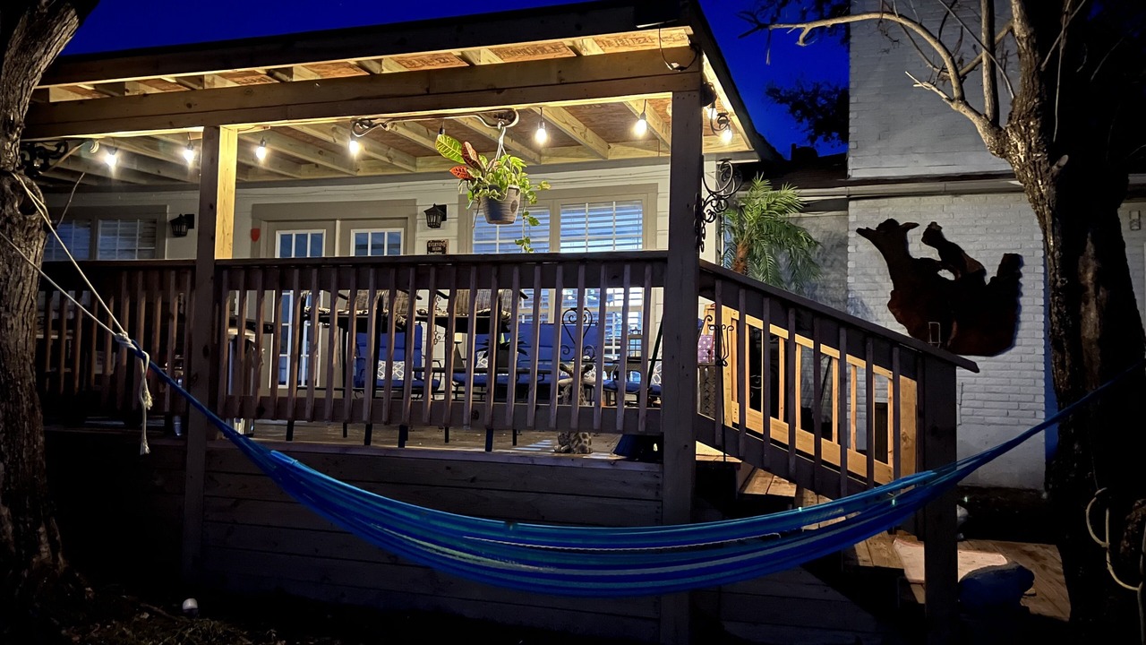 Photo of Patio Balcony in Lone Oak