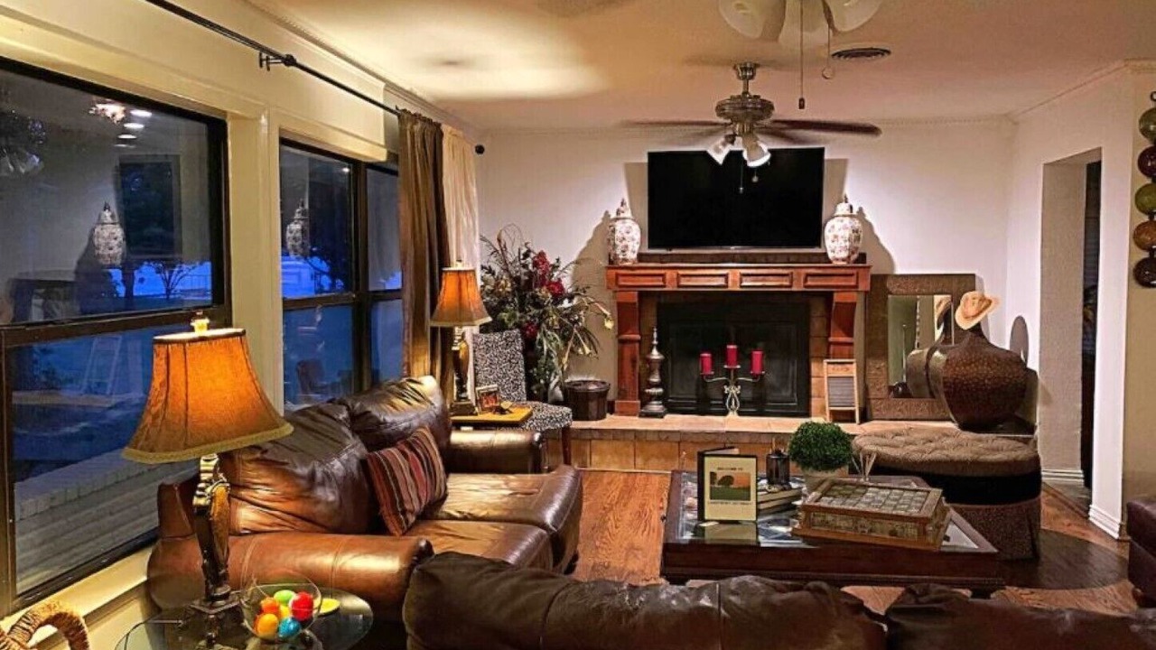 Photo of Livingroom in Lone Oak