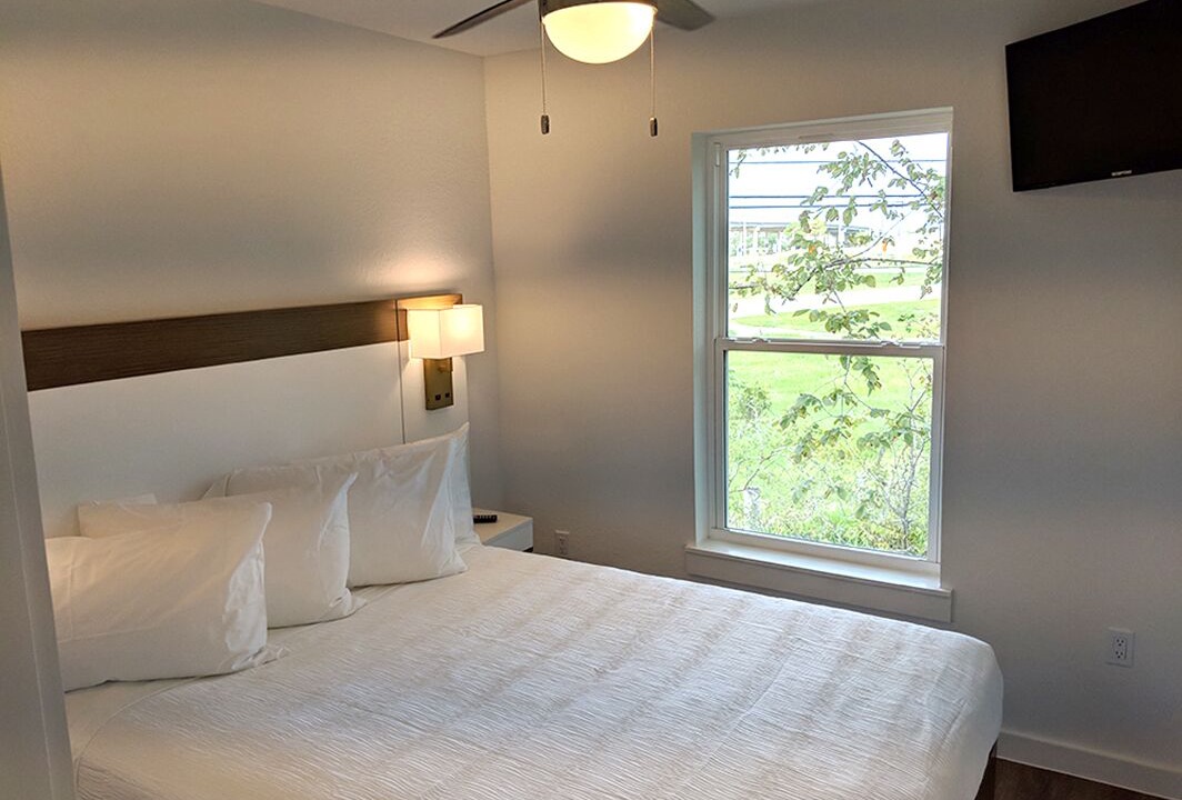 Photo of Bedroom in El Lago