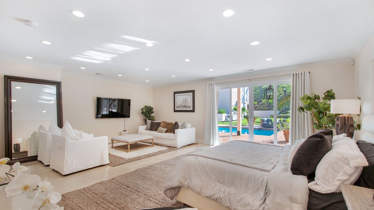 Photo of Outdoor in Beverly Hills