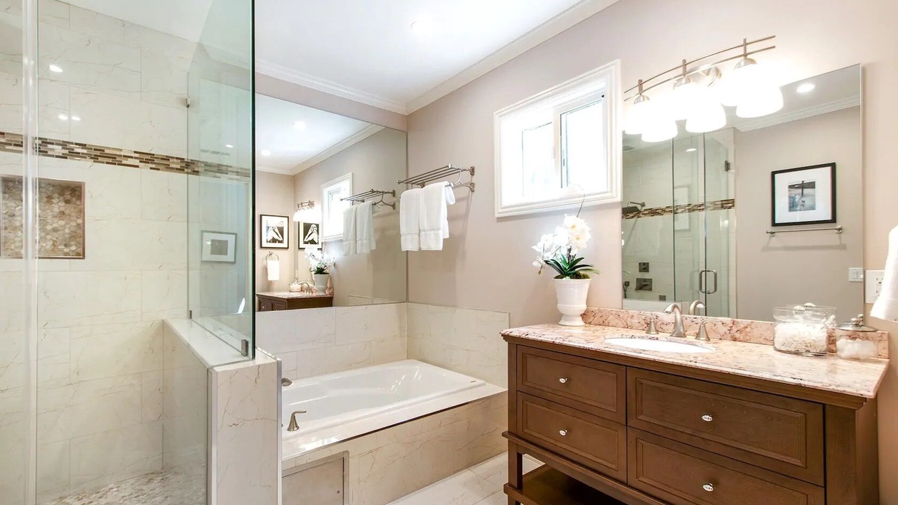 Photo of Bathroom in Beverly Hills