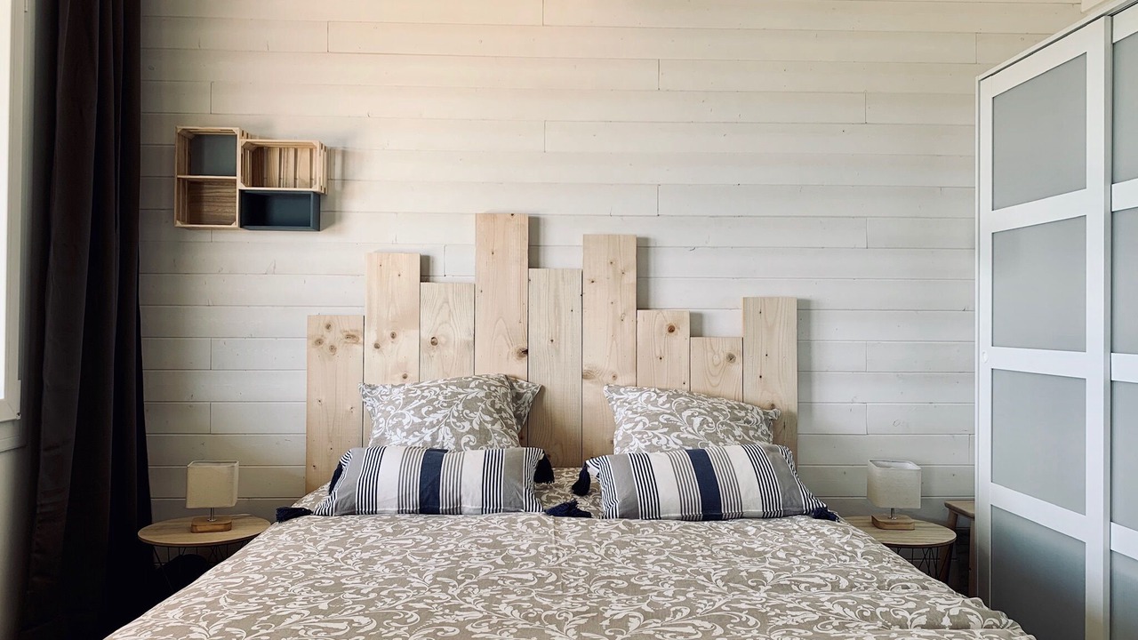 Photo of Bedroom in Saint-Michel-en-Greve