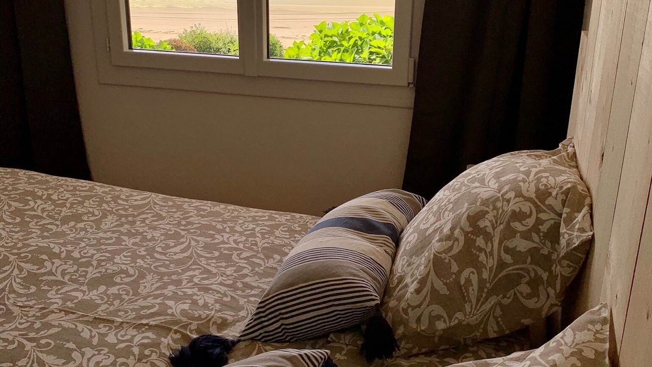 Photo of Bedroom in Saint-Michel-en-Greve