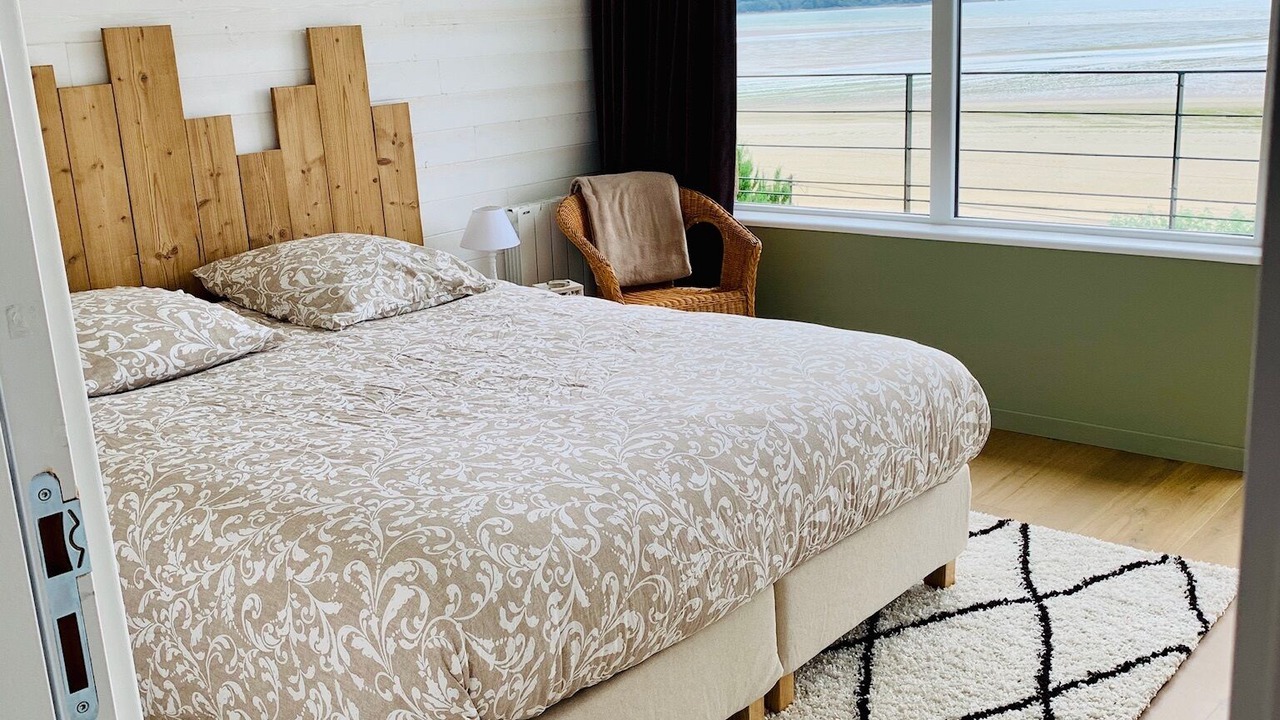 Photo of Bedroom in Saint-Michel-en-Greve
