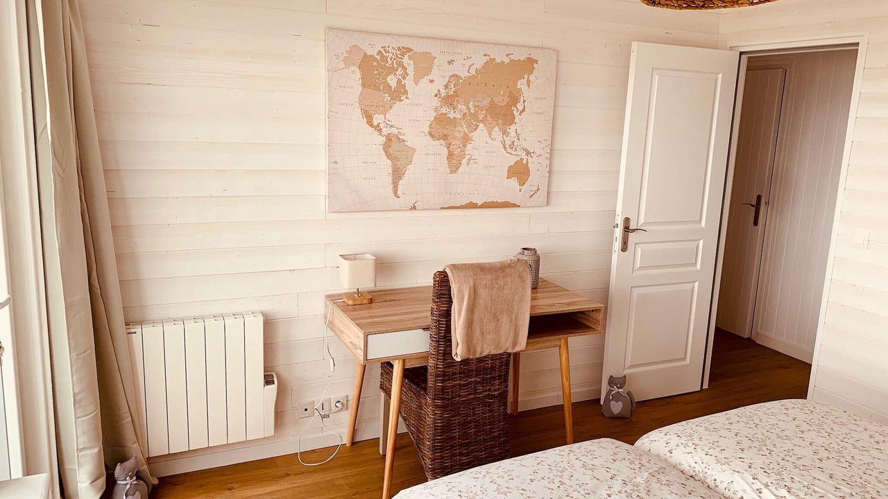 Photo of Bedroom in Saint-Michel-en-Greve
