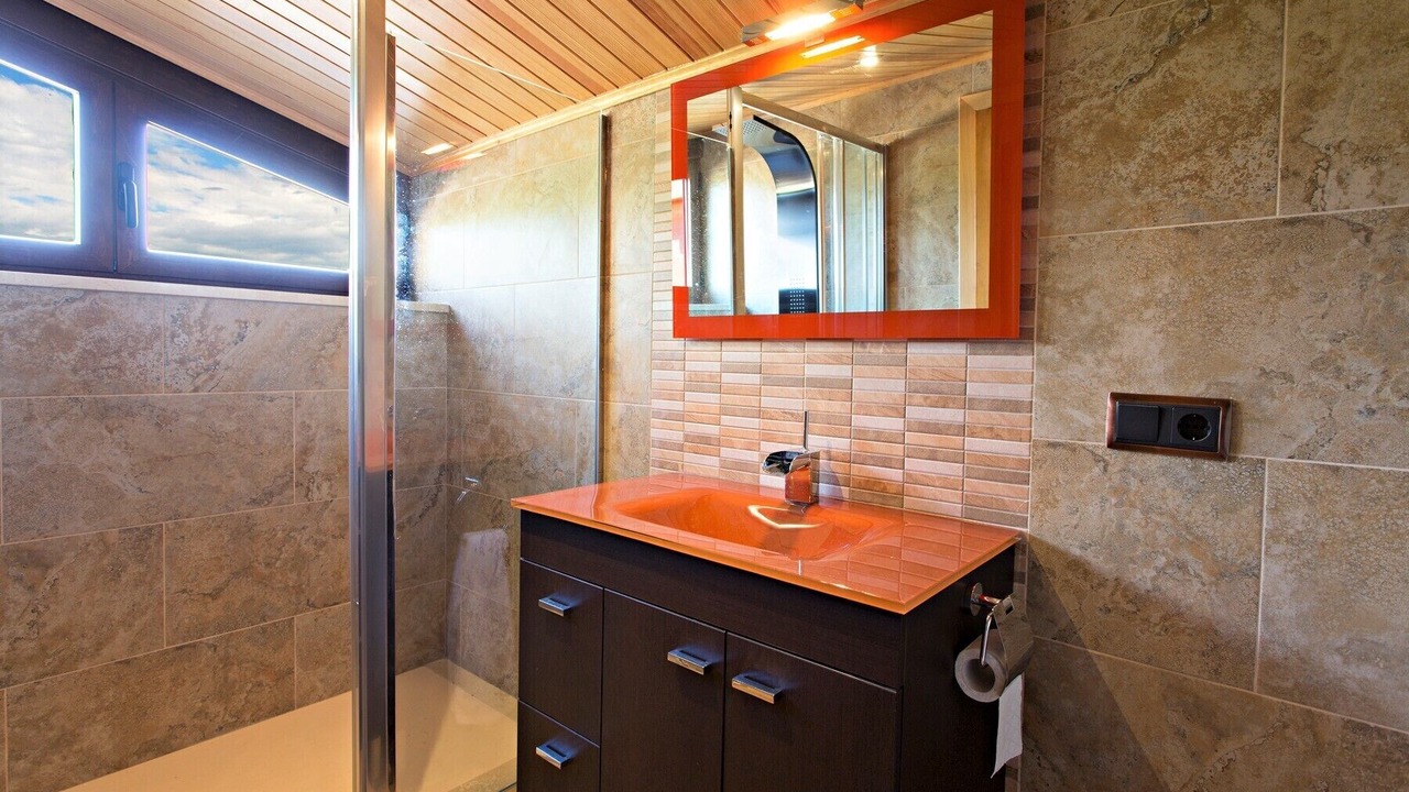 Photo of Bathroom in Plandogau