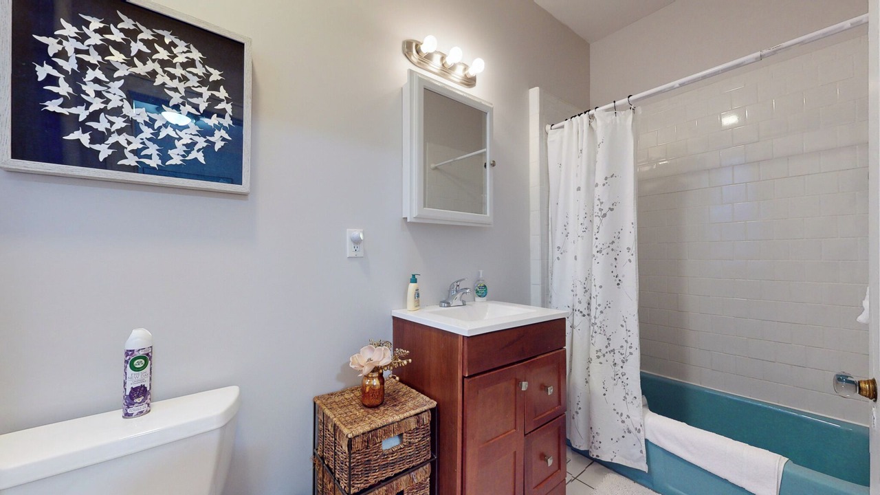 Photo of Bathroom in Coolidge Corner South Side