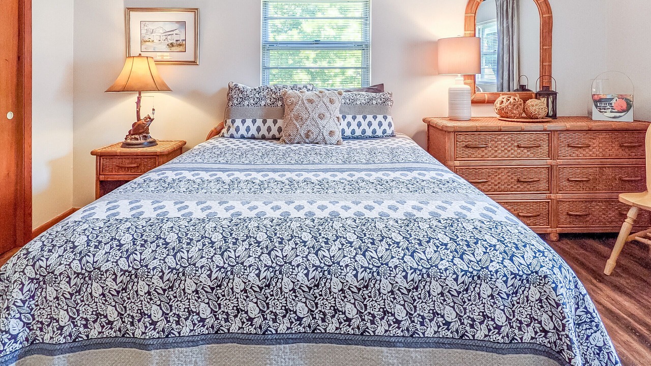 Photo of Bedroom in Mountain View