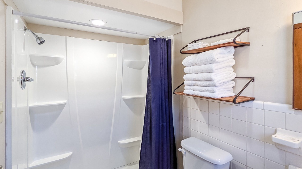 Photo of Bathroom in Mountain View