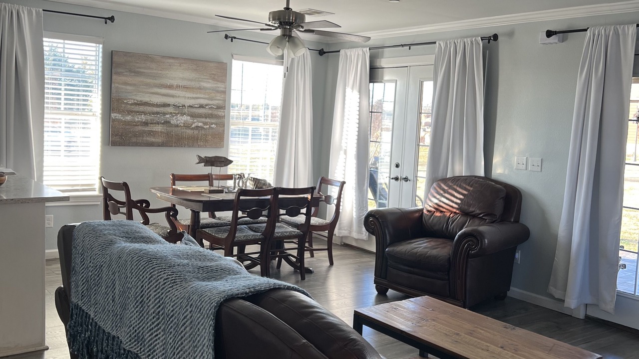 Photo of Livingroom in Ardmore