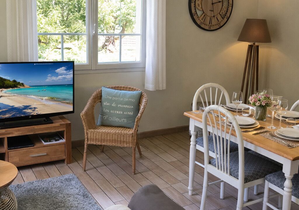 Photo of Livingroom in Rang-du-Fliers
