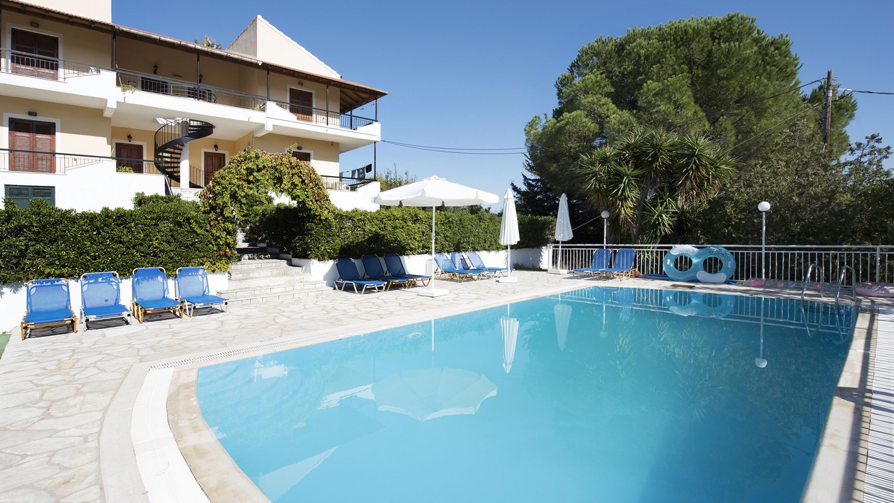 Photo of Outdoor in Petaleia