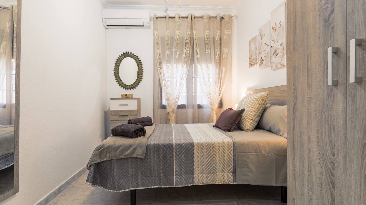 Photo of Bedroom in Toledo