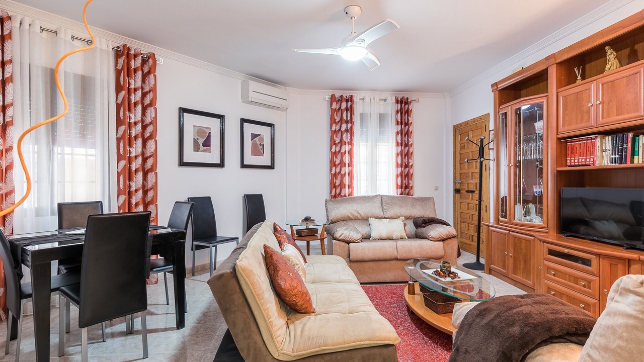 Photo of Livingroom in Toledo