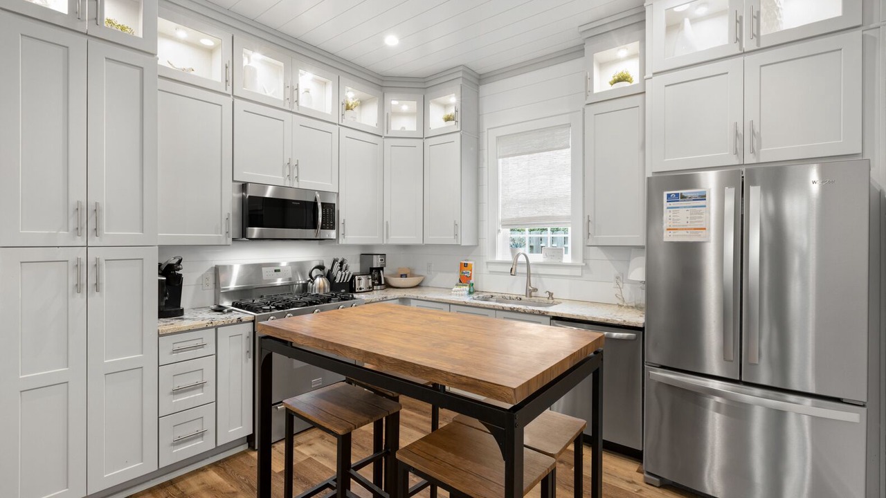 Photo of Kitchen in White's Gulfview