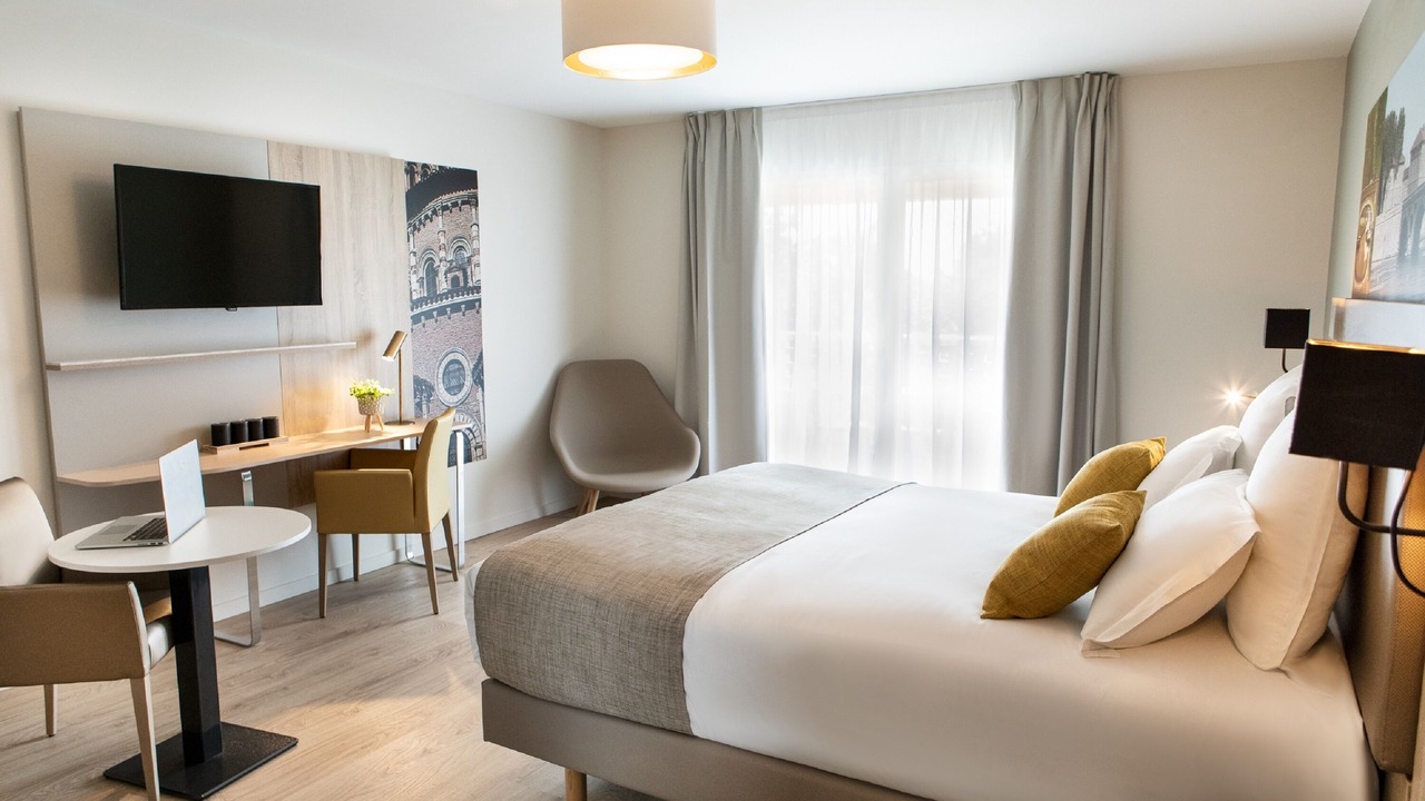 Photo of Bedroom in Ponts Jumeaux