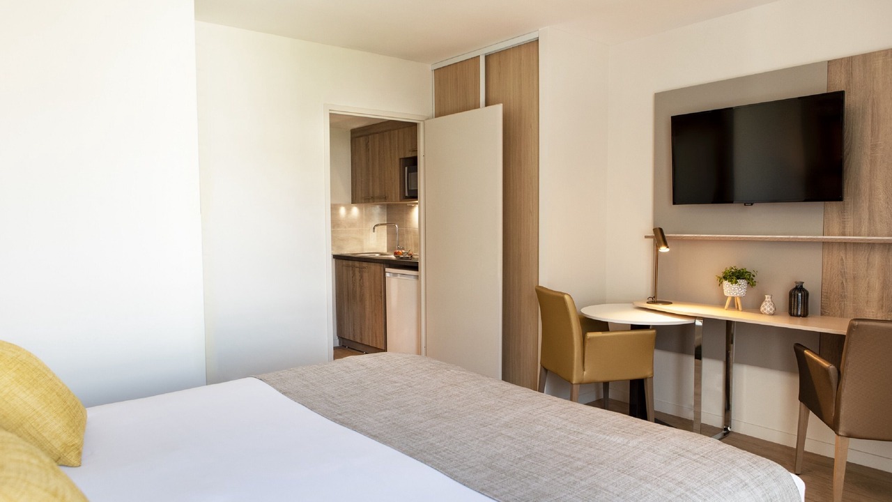 Photo of Bedroom in Ponts Jumeaux