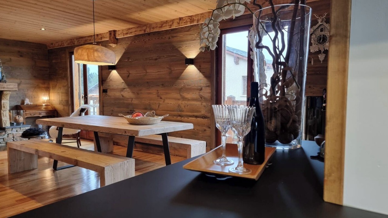 Photo of Others in Superbolquere